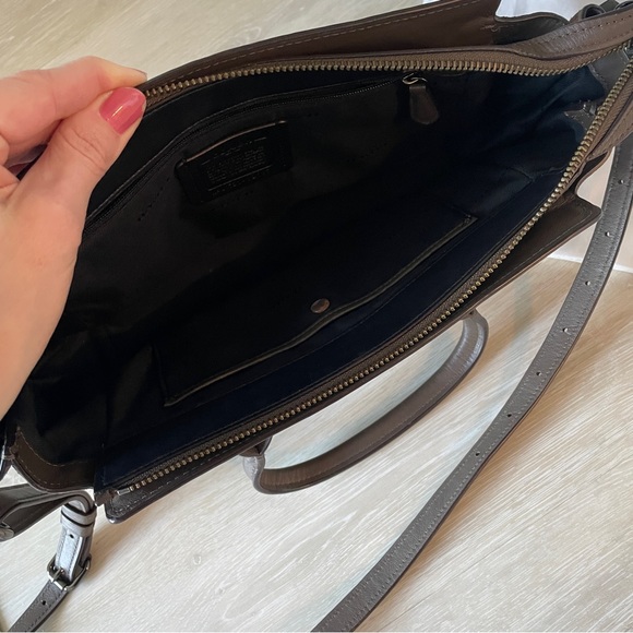 Coach 12117 Swagger Bag with dust bag - Picture 5 of 5